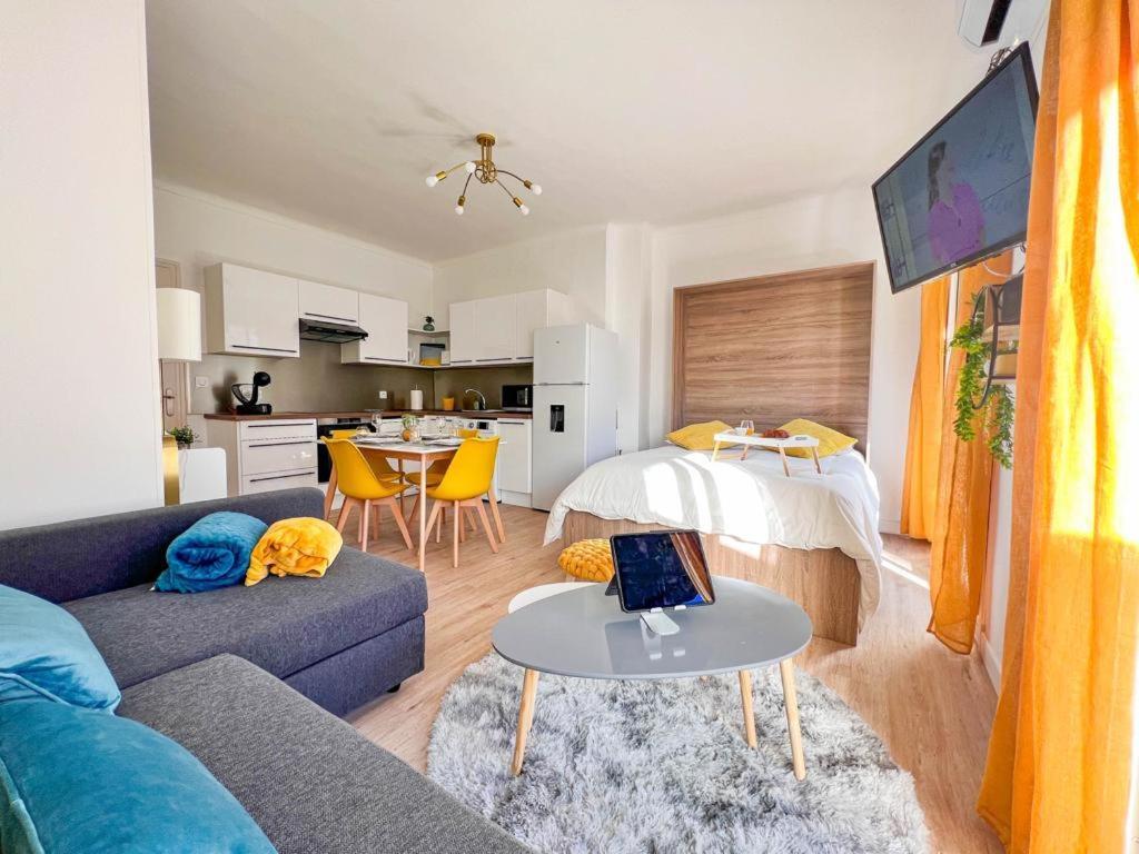 Appartement Vue Mer Parking Prive Place Med Canet-en-Roussillon Exterior foto