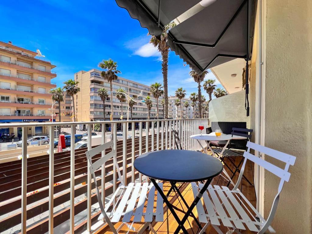 Appartement Vue Mer Parking Prive Place Med Canet-en-Roussillon Exterior foto